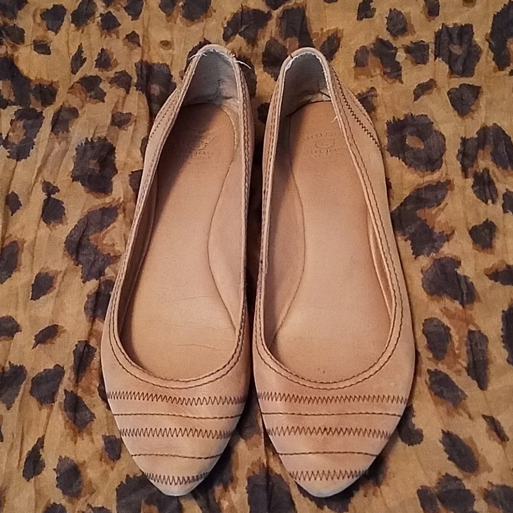 Lucky Brand leather flats